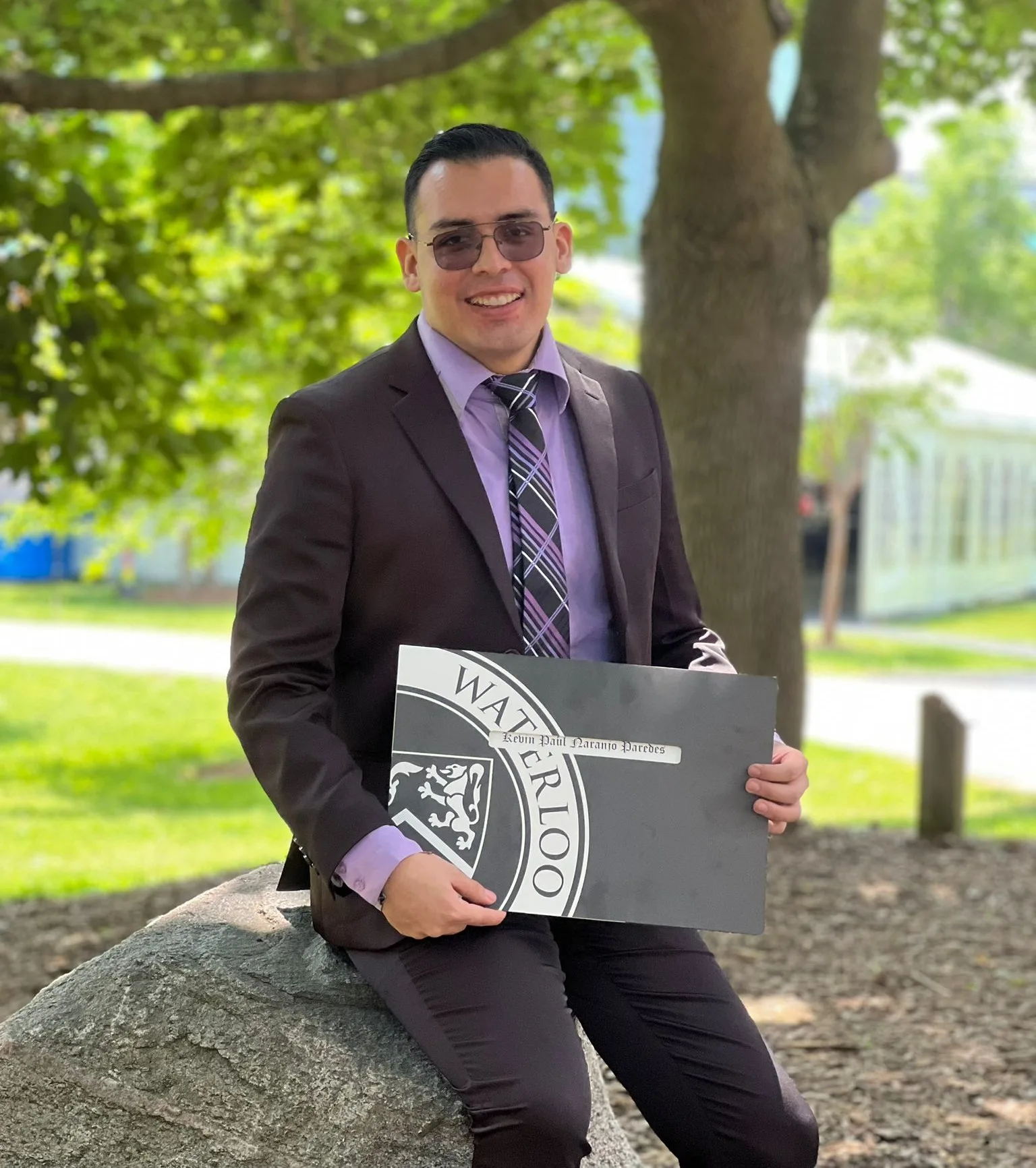 Kevin Naranjo, fundador de Artificial Peaks, en su graduación de Ingeniería en Computación en University of Waterloo